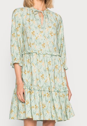 Robe de jour - green