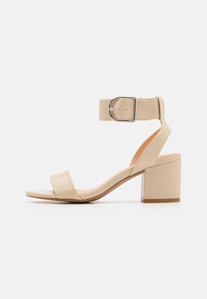 Sandals -  offwhite