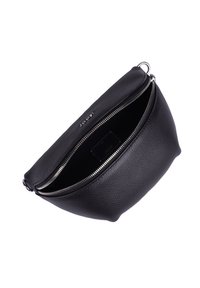 Borsetta in pelle nera con chiusura a zip, caratterizzata da un'esterno testurizzato e una forma semplice e arrotondata, che rivela un interno semplice.