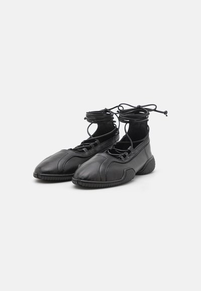 MIISTA AVERIE - Ankle strap ballet pumps - black