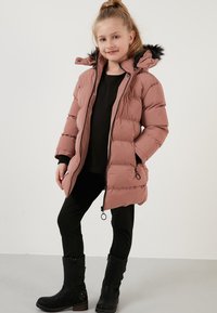 LELA REGULAR FIT - Zimski plašč - powder pink