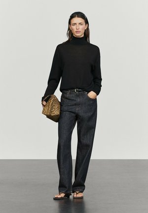 Massimo Dutti, Trui - black
