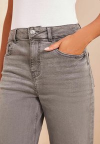 Friends Like These REGULAR FIT - WIDE LEG - Flared-farkut - grey