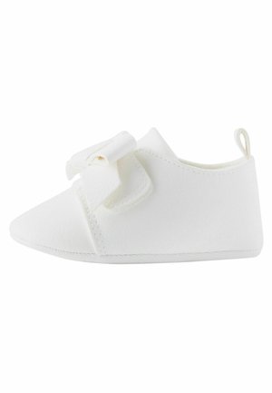 BOW REGULAR FIT - Jalga libistatavad jalanõud - white