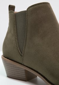Dorothy Perkins Boots à talons - khaki