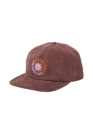 Braune Cord-Baseballkappe mit flachem Schirm und rundem pink-orange besticktem Design auf dem Vorderteil.