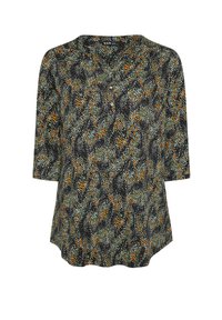 Czarna bluzka z okrągłym dekoltem, o długości rękawów 3/4, z kolorowym abstrakcyjnym nadrukiem w odcieniach pomarańczowego, zielonego i niebieskiego. Gładka faktura materiału.