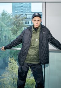 adidas Originals QUILTED - Giacca da mezza stagione - black