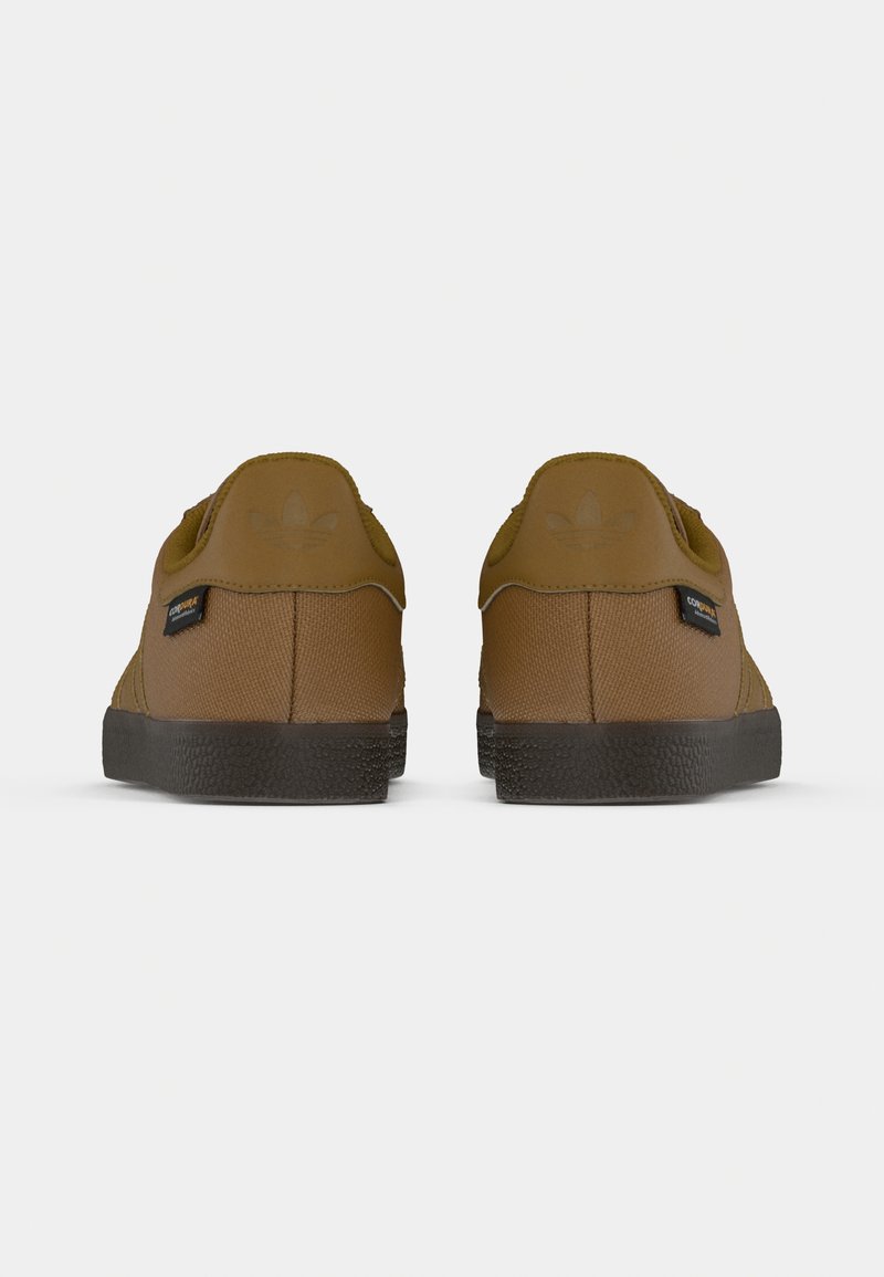 adidas Originals GAZELLE UNISEX - Trainers - brown desert/bronze strata/dark  brown/brown - Zalando.ie