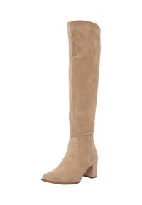 Botas de ante beige hasta la rodilla con punta afilada, tacón cuadrado y diseño sin costuras, que presentan una textura suave y líneas limpias.