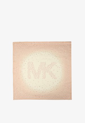 Vierkante zijde sjaal met een verloop van zacht perzik naar romig, versierd met een bloemenpatroon en het "MK" logo in het midden.
