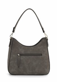 Borsa a tracolla grigia in pelle sintetica con silhouette curva. Presenta una tasca frontale con zip e tracolla regolabile. Texture liscia.