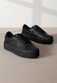 Next SIGNATURE CHUNKY-REGULAR FIT - Sneaker low - black