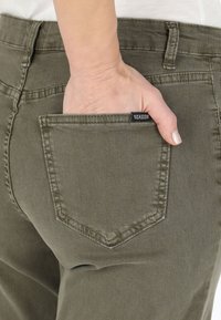 Seaside OREGON TWILL  - Jeansshort - olive