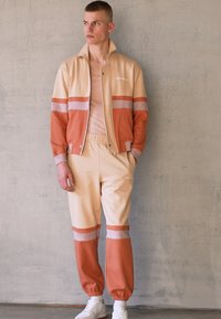 Martin Asbjørn AUSTIN TRACK PANTS - Calças de fato de treino - deauville mauve