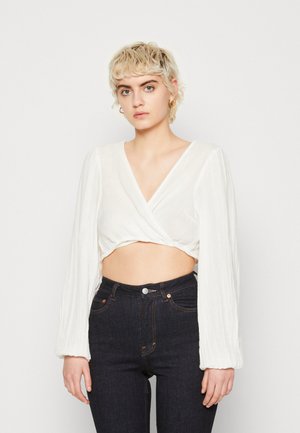 Pieces PCSTINA WRAP CROP  - T-shirt à manches longues - cloud dancer