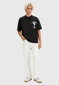 AllSaints Printtipaita - black