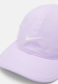 Nike Performance CLUB UNISEX - Cap - lilac bloom/white