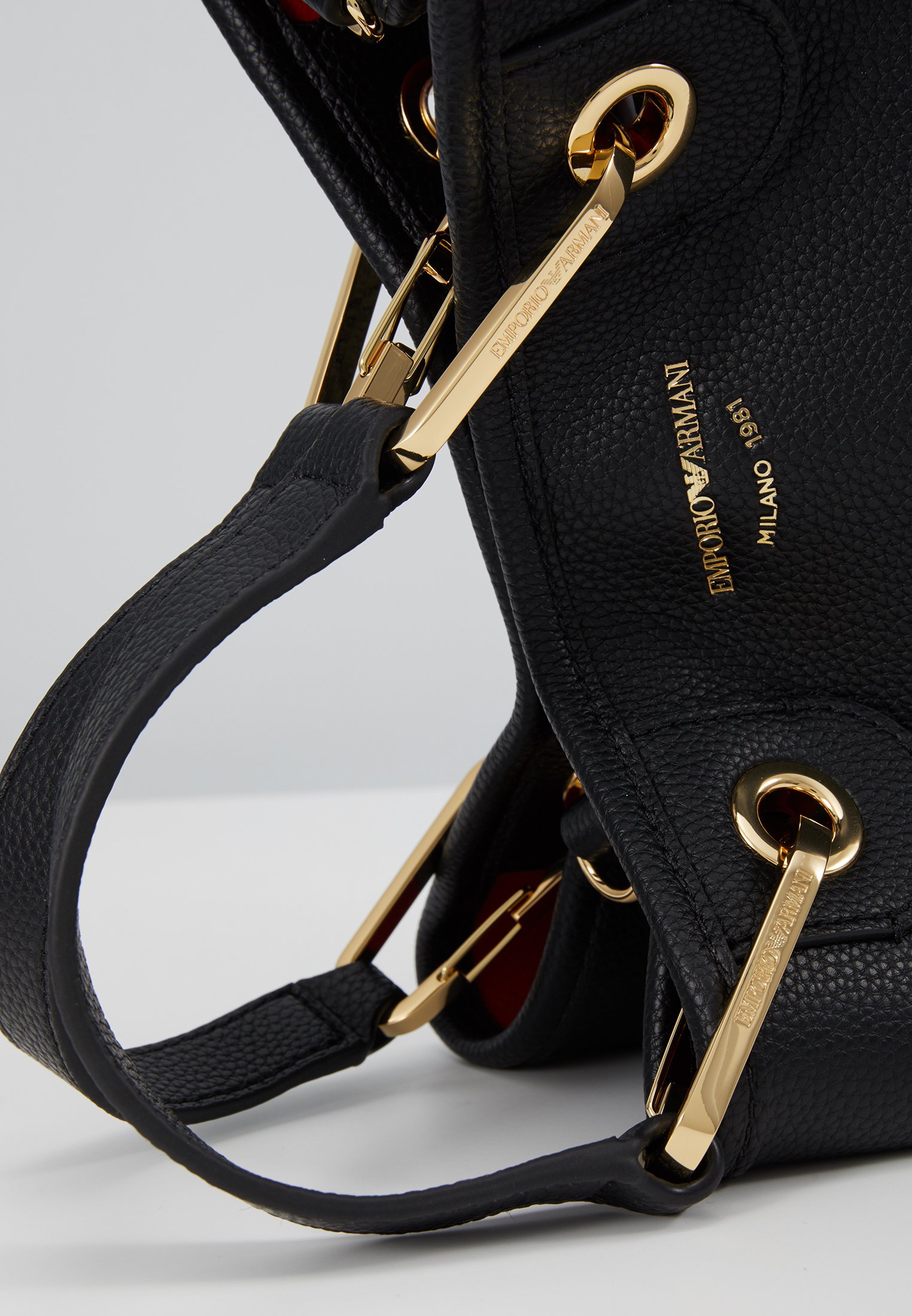 خذ دواء مسطحة يتظاهر borse armani zalando - maconnerie-ollivier.com