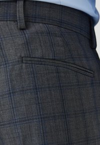 Isaac Dewhirst CHECK SUIT SET - Κοστούμι - grey