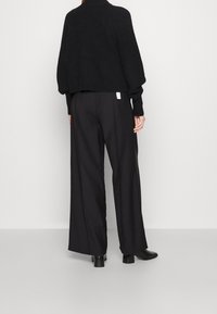 HUGO Maglione - black