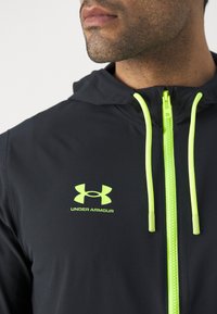 Under Armour CHALLENGER PRO - Treningas - black/high-vis yellow