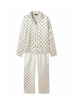 Pijama blanco de manga larga con botones y lunares negros, con cuello y pantalones rectos a juego.