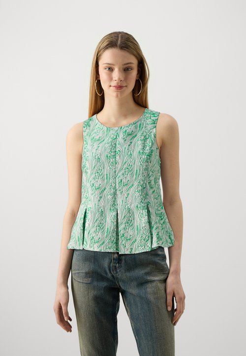 top hiking boot brand