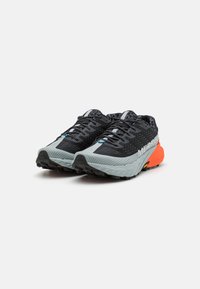 Merrell AGILITY PEAK 5 - Chaussures de running - black/tangerine