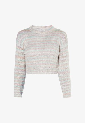 Sweter na długich rękawach z pasiastego dzianiny w pastelowych kolorach, o krótkim kroju na białym tle.