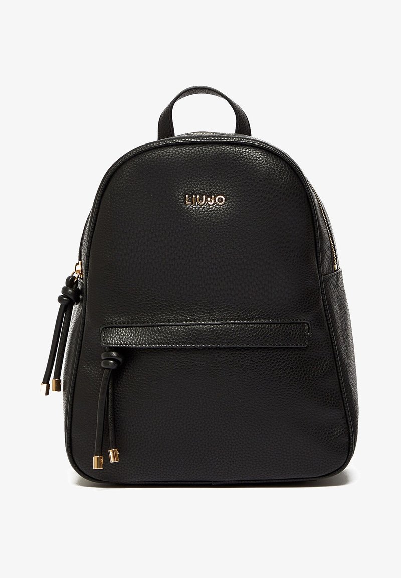 Sac à dos en cuir texturé noir avec tirettes de fermeture éclair dorées et logo LIU JO sur le devant, comprenant une poignée supérieure et une poche avant zippée.