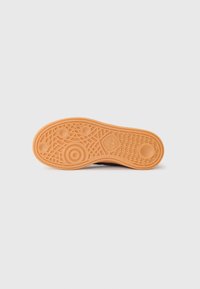 adidas Originals SPEZIAL UNISEX - Αθλητικά παπούτσια - maroon/core black/gum