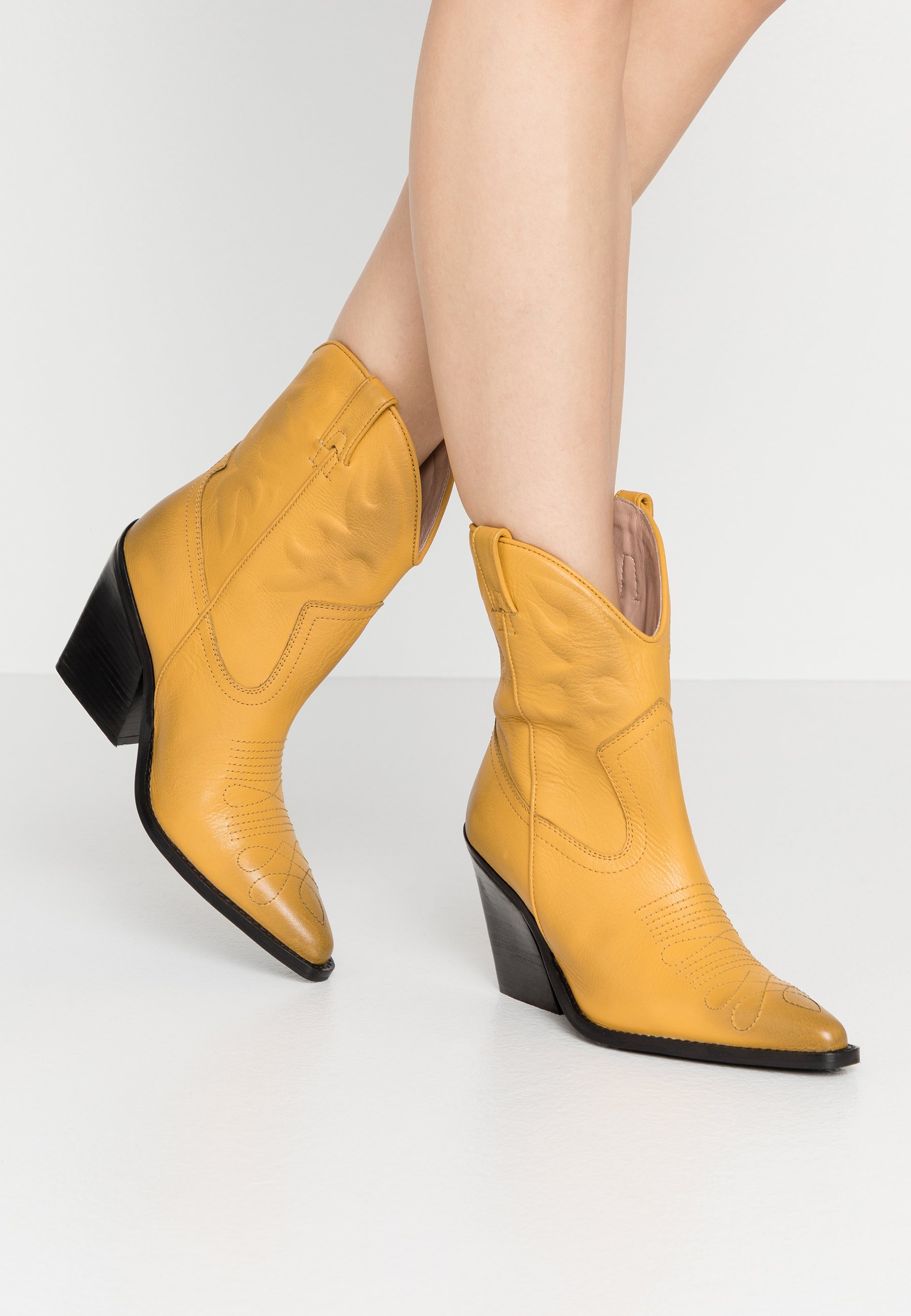 NEW KOLE Cowboy Bikerstövletter mustard NEW KOLE Cowboy Bikerstövletter mustard