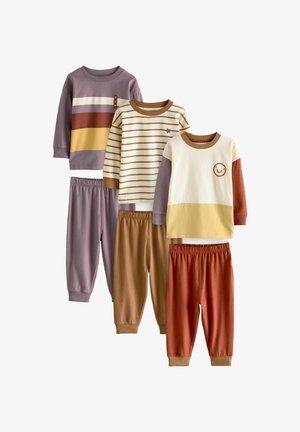 Set aus vier Kinderoutfits. Enthält Langarmoberteile in gestreiften und einfarbigen Mustern, kombiniert mit elastischen Hosen in passenden Farben.