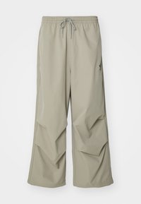 PARACHUTE PANT - Παντελόνι φόρμας - silver pebble
