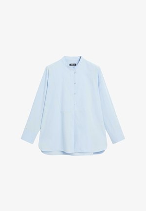 Camicia azzurro chiaro con bottoni, maniche lunghe, collo alla coreana e orlo arrotondato. Realizzata in tessuto morbido con una texture liscia.