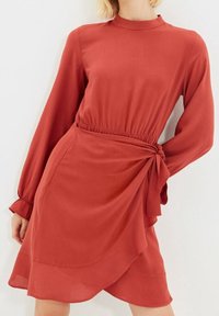 Trendyol Vapaa-ajan mekko - orange