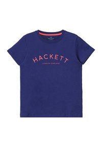 Námořnická modrá bavlněná tričko s krátkým rukávem. Na hrudi je nápis "HACKETT" v červeném písmu a pod ním "LONDON • ENGLAND". Klasický kulatý výstřih.