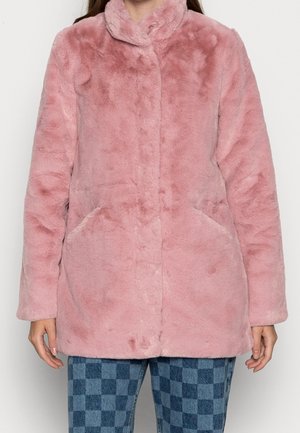 Abrigo de invierno - light pink