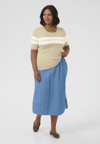 Kaffe Curve LIZZY STRIPED - T-shirt con stampa - feather gray mel  chalk stripe