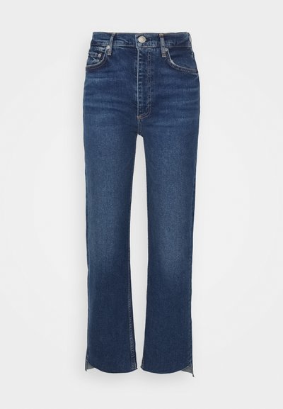 Jeans alta vita di colore blu scuro con taglio dritto. I dettagli degni di nota includono una chiusura con bottone, tasche frontali e orli leggermente sfilacciati.