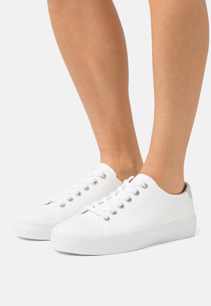 BOSS Baskets basses natural/blanc ZALANDO.FR