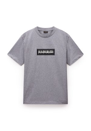 Gray cotton t-shirt with short sleeves, featuring a rectangular black and white graphic print of "NAPAPIJRI geographic" on the front.