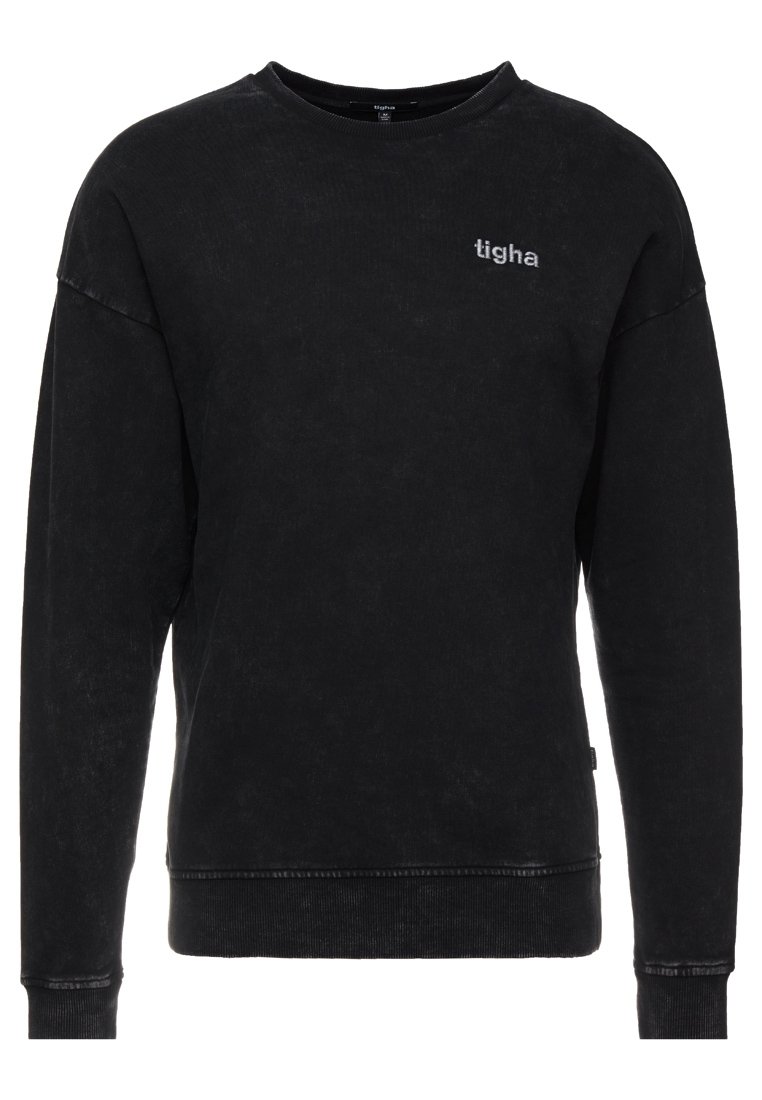 Felpa nera in tessuto strutturato, con scollo tondo a costine, spalle scese e un piccolo logo ricamato sul petto.