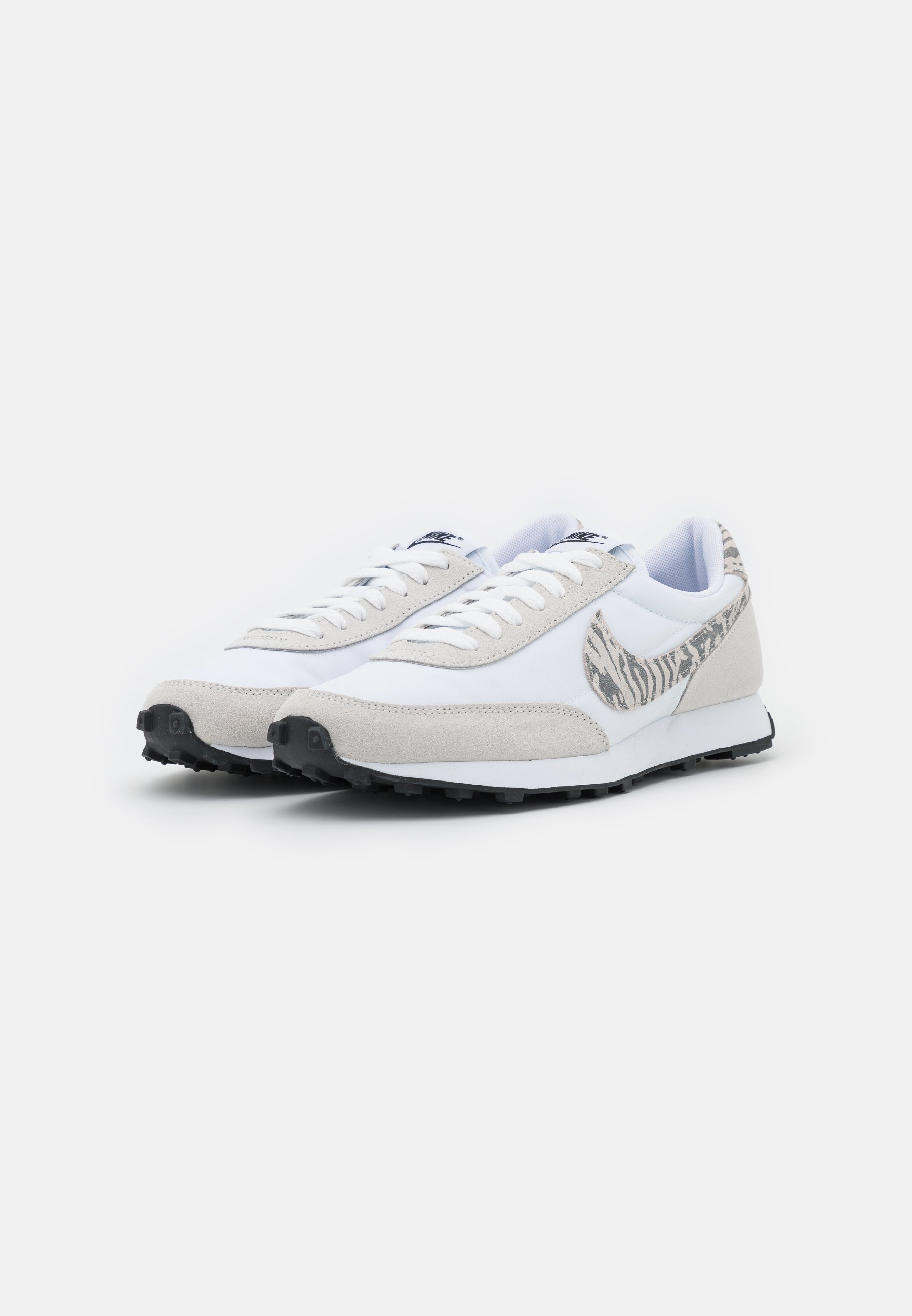 nike daybreak type summit