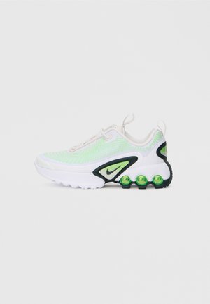 AIR MAX DN UNISEX - Trainers - platinum-coloured/seaweed/green strike/white