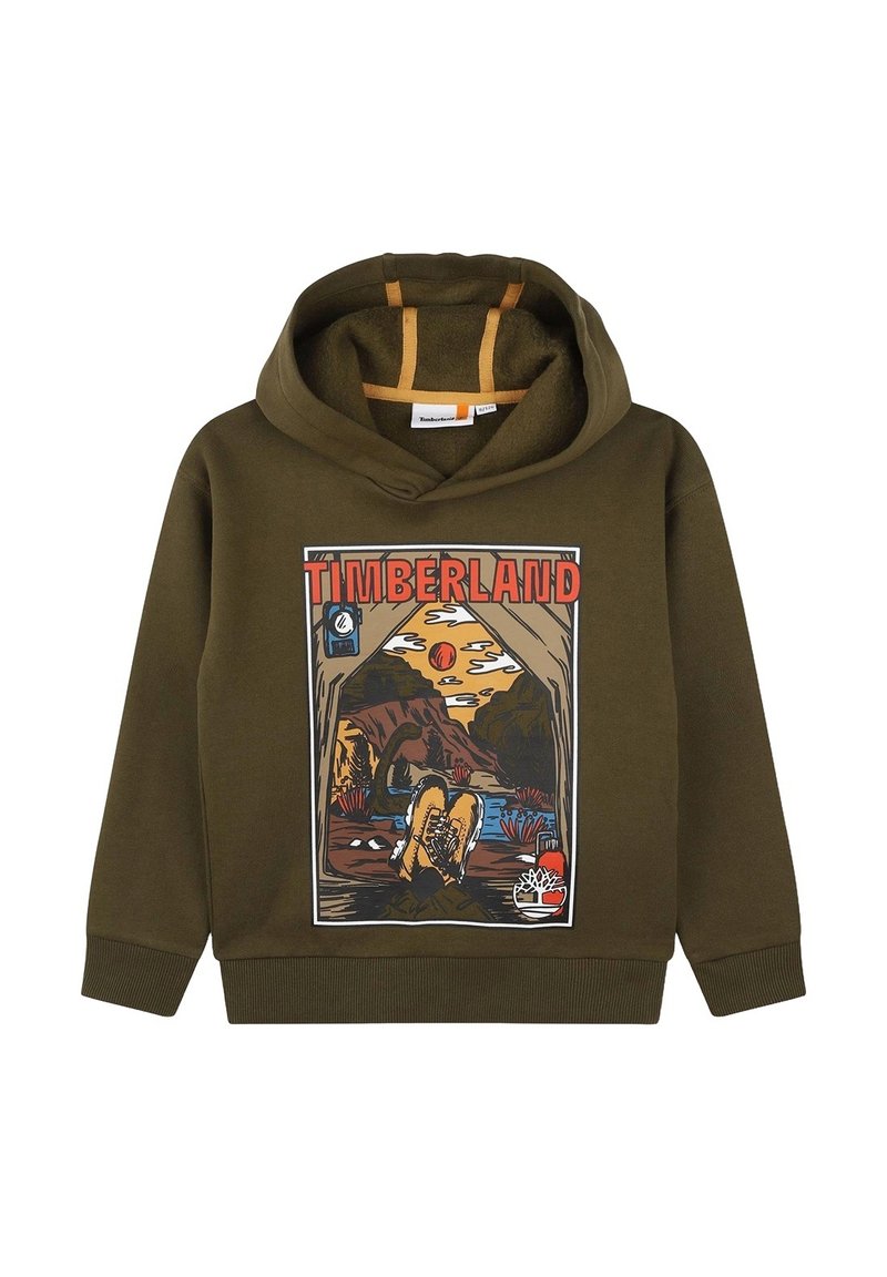 Felpa verde oliva con stampa grafica frontale raffigurante la parola "TIMBERLAND." Presenta un cappuccio con cordini e polsini a costine.