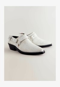 Ausgewählt, white