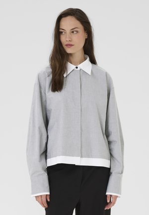 DEBORAH TESSA - Pogājama blūze - thunderstorm