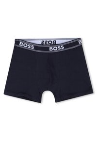 Μποξεράκια σε ναυτικό μπλε χρώμα από ελαστικό βαμβάκι με λευκή ελαστική μέση που φέρει το όνομα της μάρκας "BOSS." Διαθέτουν εφαρμοστή σχεδίαση.